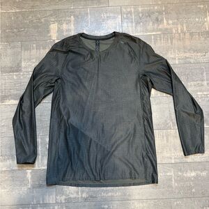 Lululemon Special Edition License to Train Long Sleeve